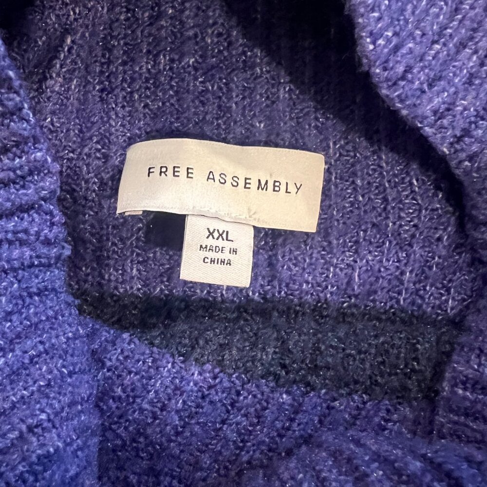 Free Assembly Sweater - Picture 2 of 2